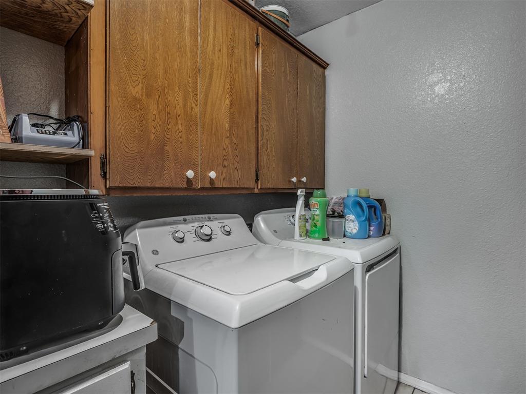 1329 Oxford Road Property Photo 17