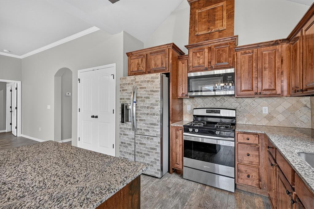 20550 Pioneer Drive Property Photo 11