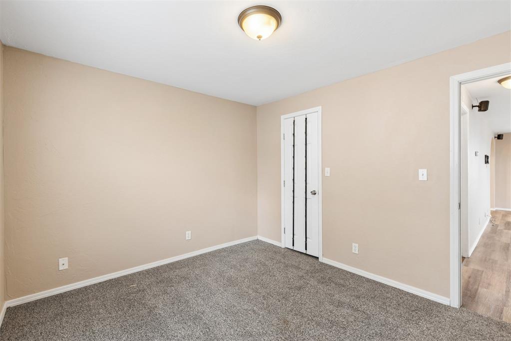 230 Se 60th Street Property Photo 20