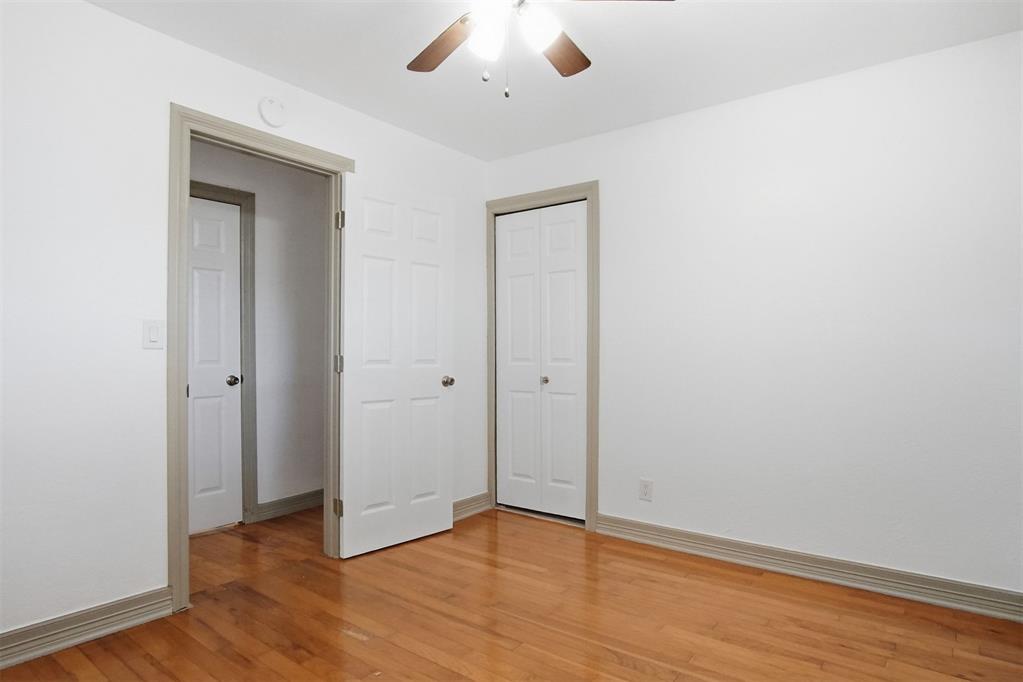 527 N Lahoma Avenue Property Photo 16