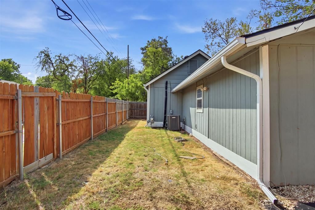 527 N Lahoma Avenue Property Photo 34