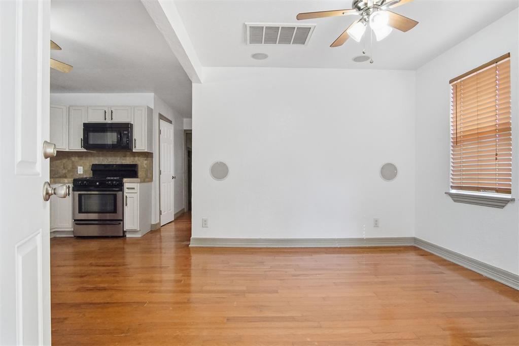 527 N Lahoma Avenue Property Photo 38