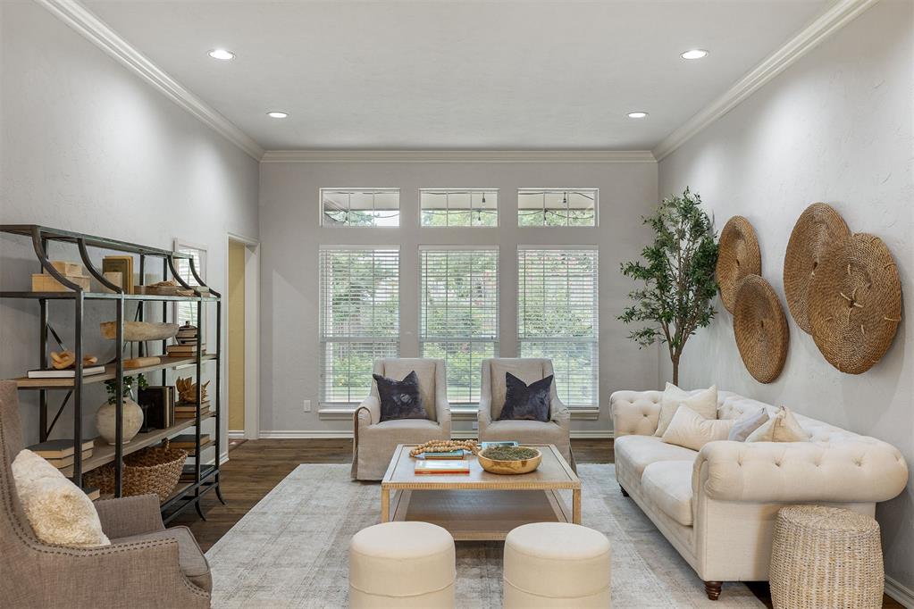 6108 Plum Thicket Road Property Photo 2