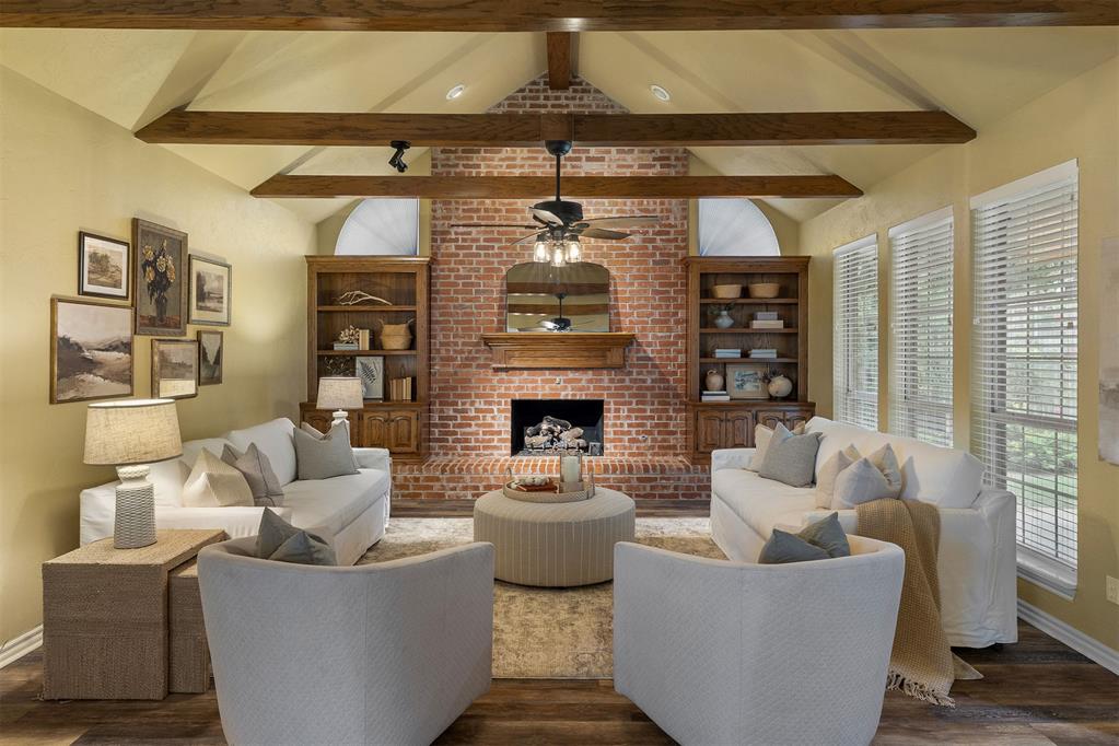 6108 Plum Thicket Road Property Photo 3