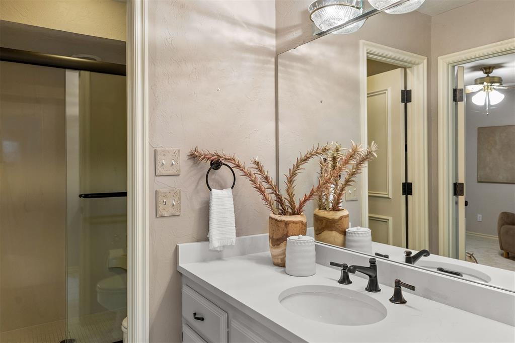 6108 Plum Thicket Road Property Photo 16