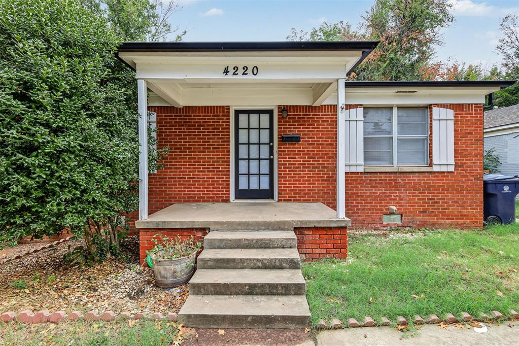 4220 Nw 15th Street Property Photo 1