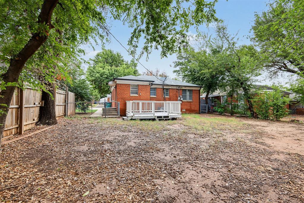 4220 Nw 15th Street Property Photo 15
