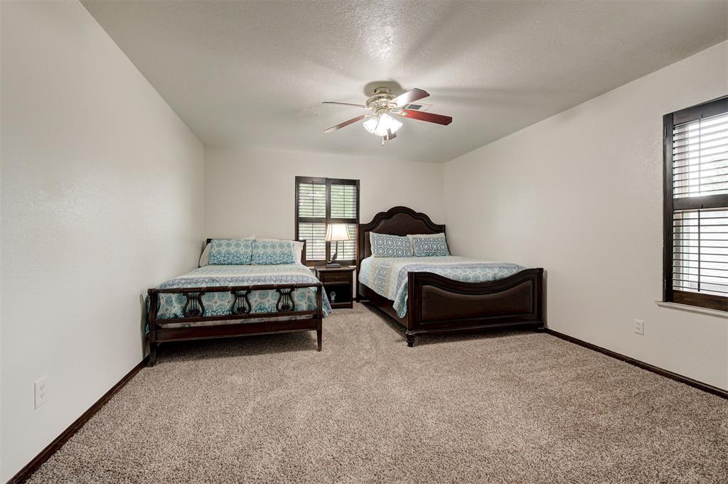 806 Glenmanor Drive Property Photo 29
