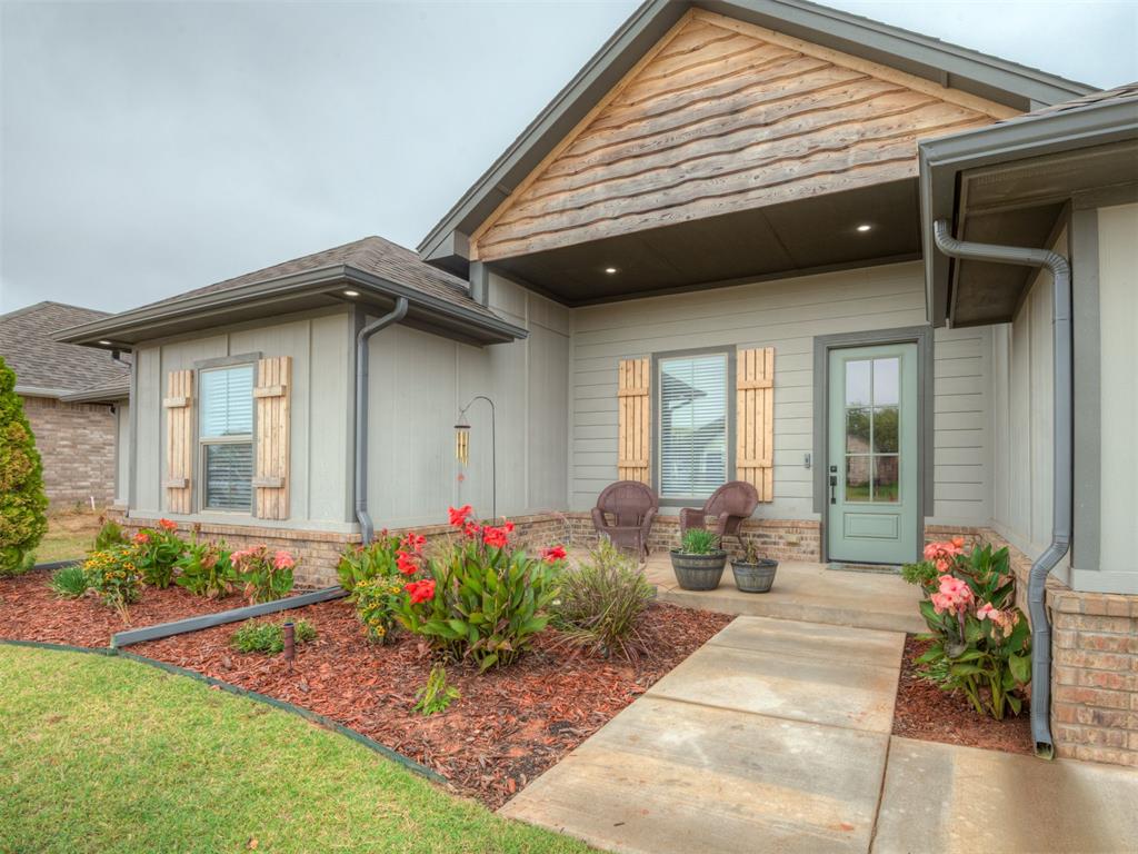3017 Hollow Crest Lane Property Photo 1