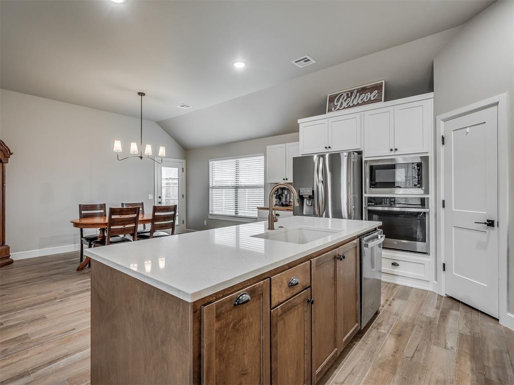 3017 Hollow Crest Lane Property Photo 18
