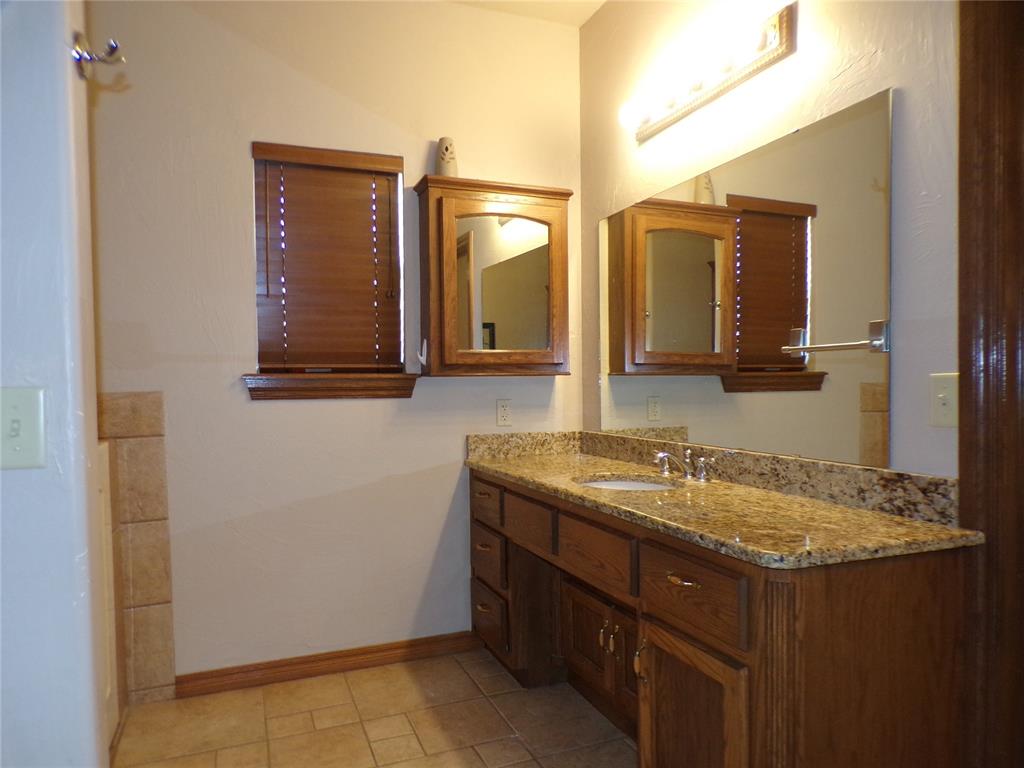 133 W 6th Street Property Photo 29