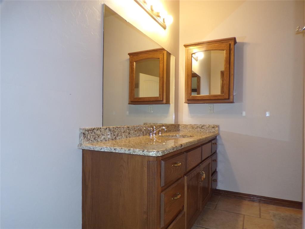 133 W 6th Street Property Photo 32