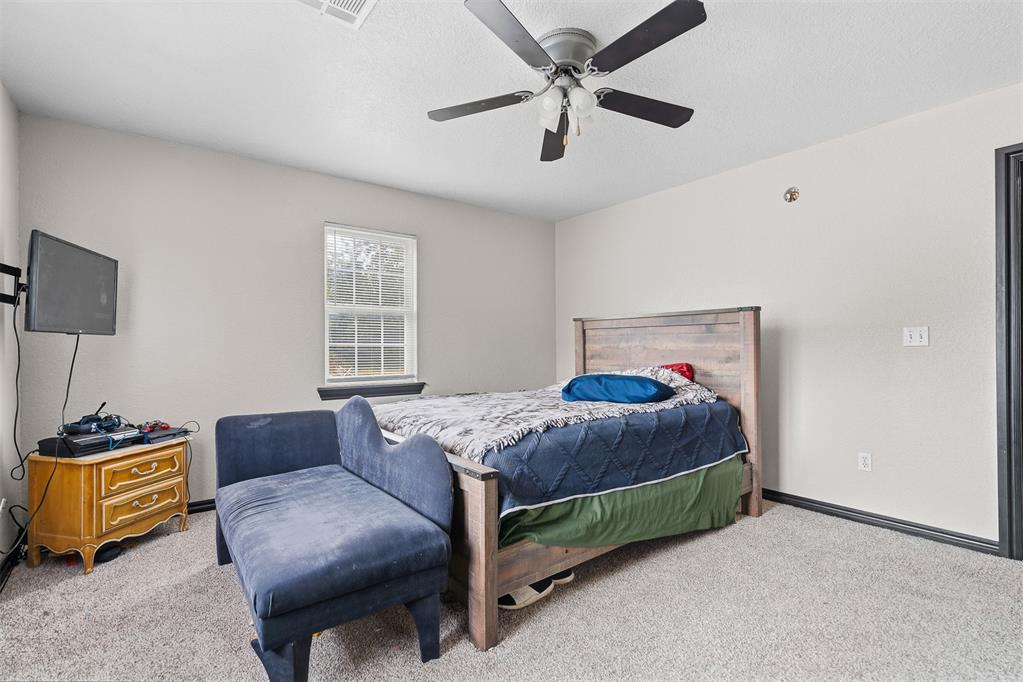 802 S Clayton Avenue Property Photo 16