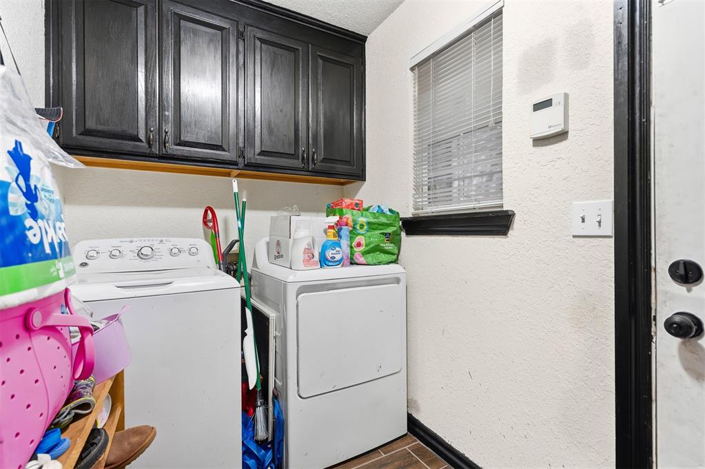 802 S Clayton Avenue Property Photo 30