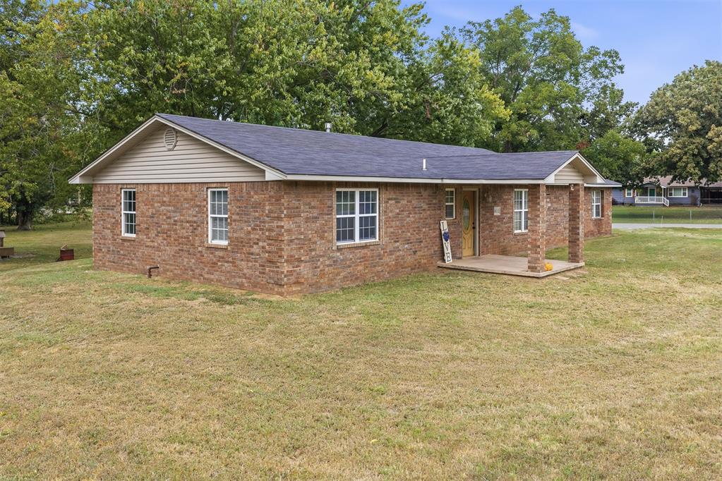 802 S Clayton Avenue Property Photo 32
