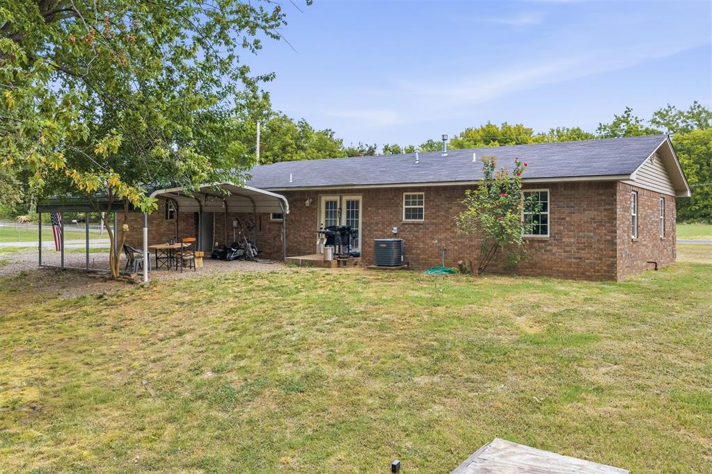 802 S Clayton Avenue Property Photo 33