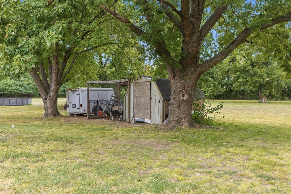 802 S Clayton Avenue Property Photo 35