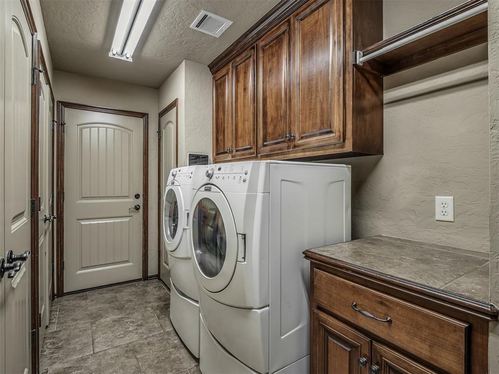 2704 Sw 96th Court Property Photo 42