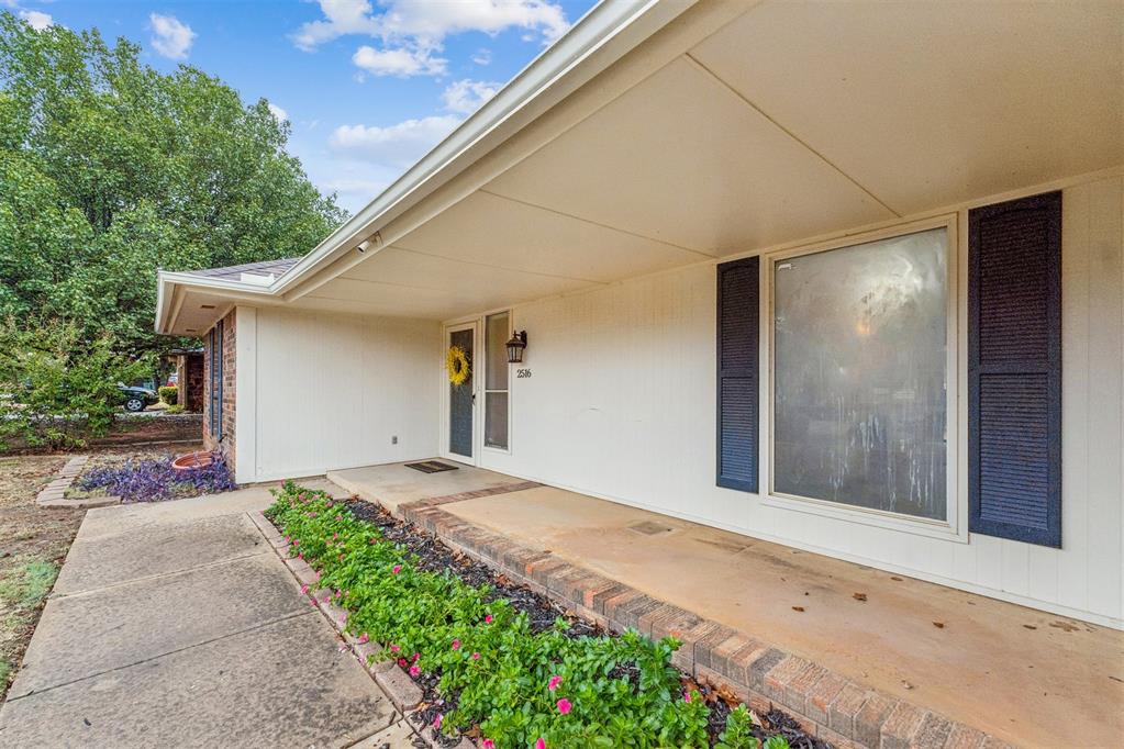 2516 Brookdale Avenue Property Photo 3