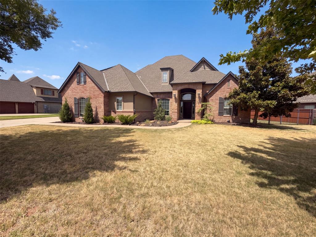 1017 W Camellia Way Property Photo 1