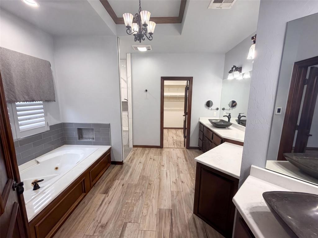 1017 W Camellia Way Property Photo 11
