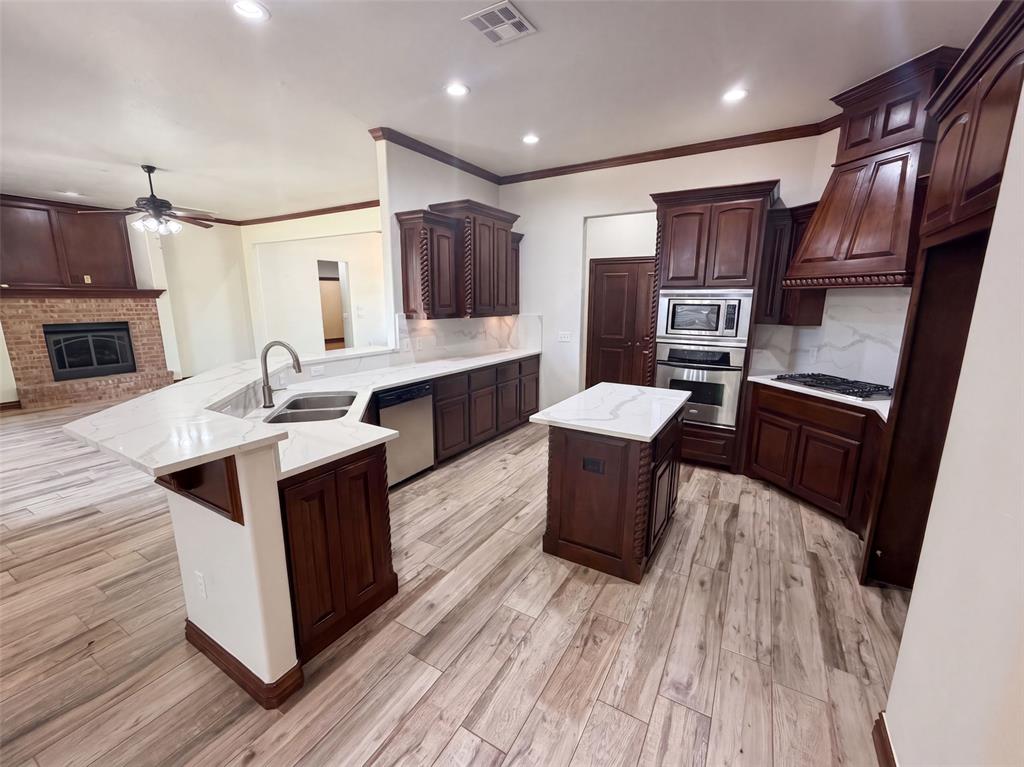 1017 W Camellia Way Property Photo 19
