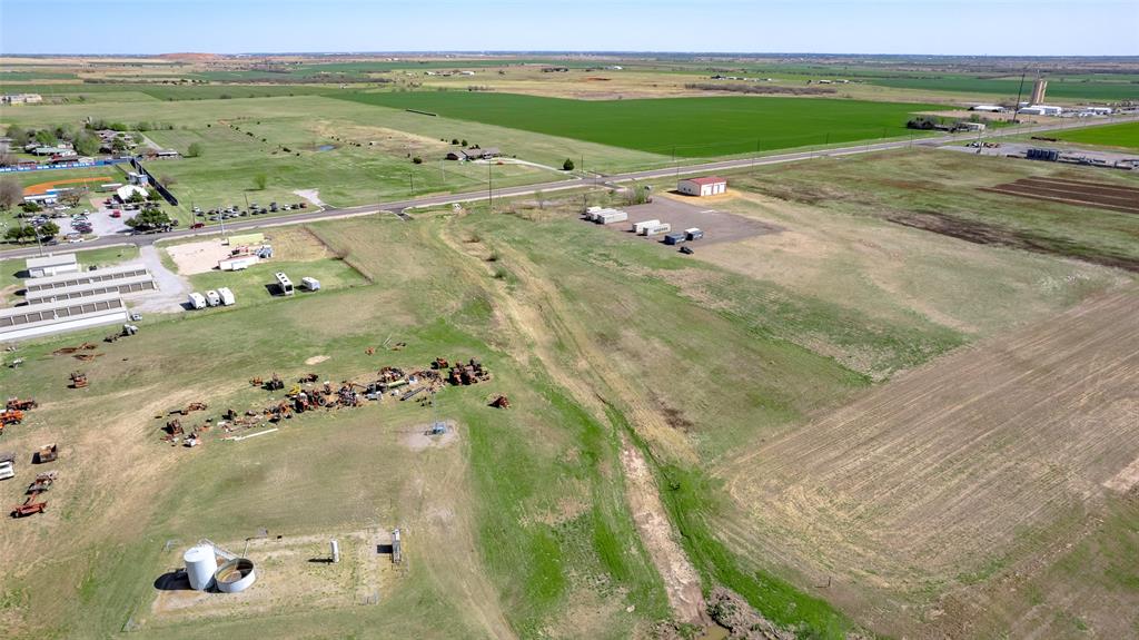 20880 Highway 152 Property Photo 2