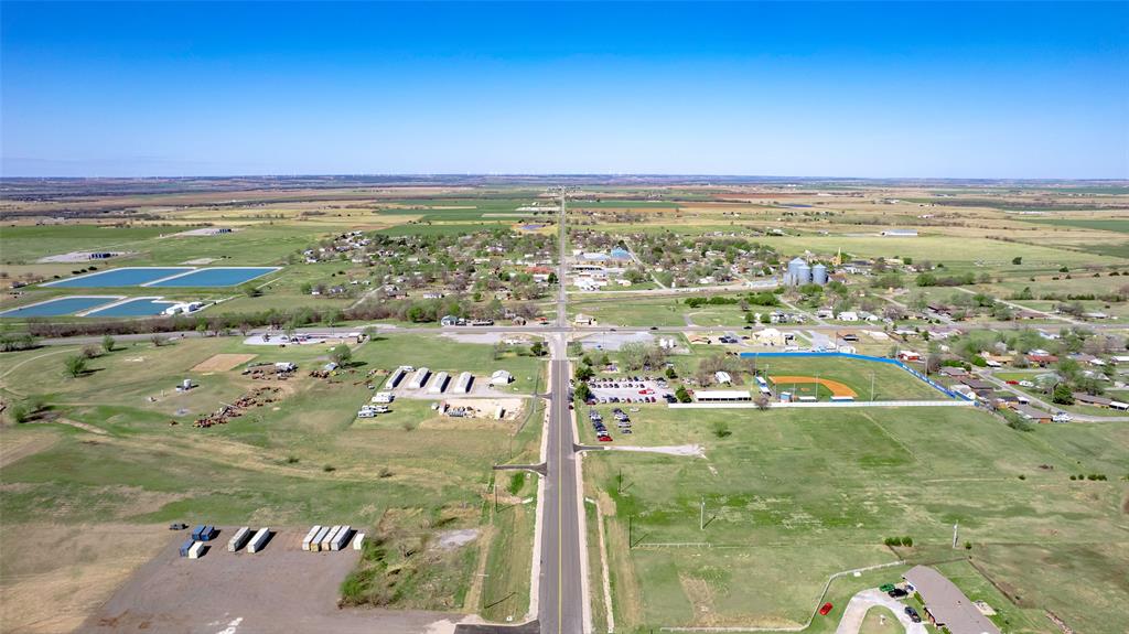 20880 Highway 152 Property Photo 17