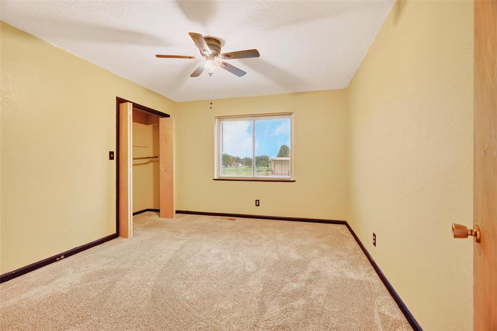 860 Park Avenue Property Photo 6