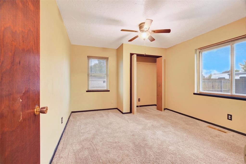 860 Park Avenue Property Photo 10