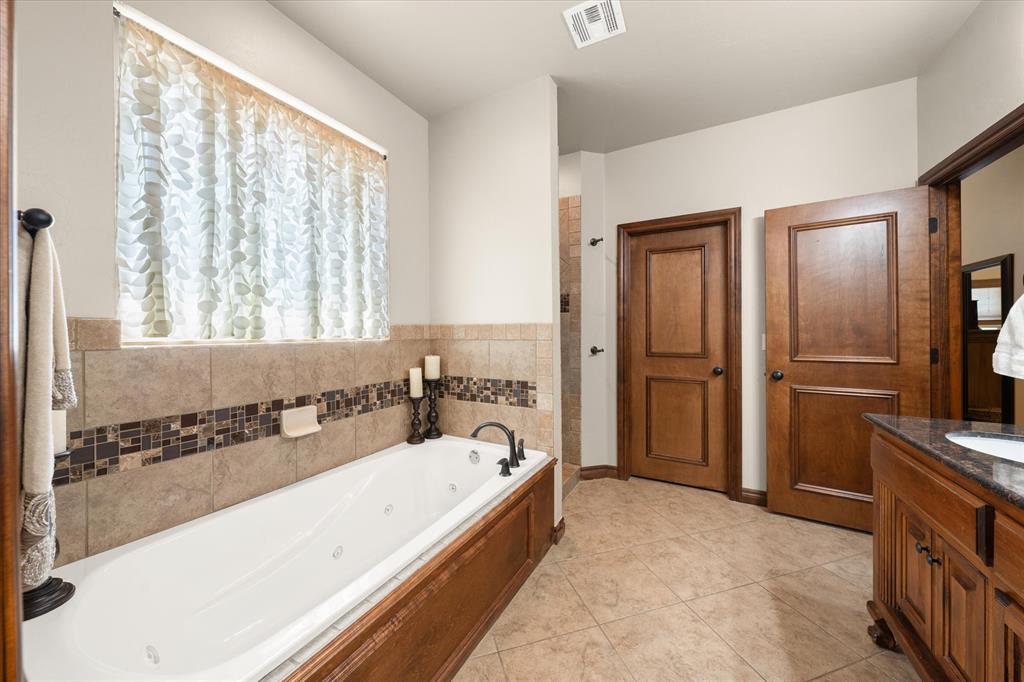 840 Sea Biscuit Drive Property Photo 20