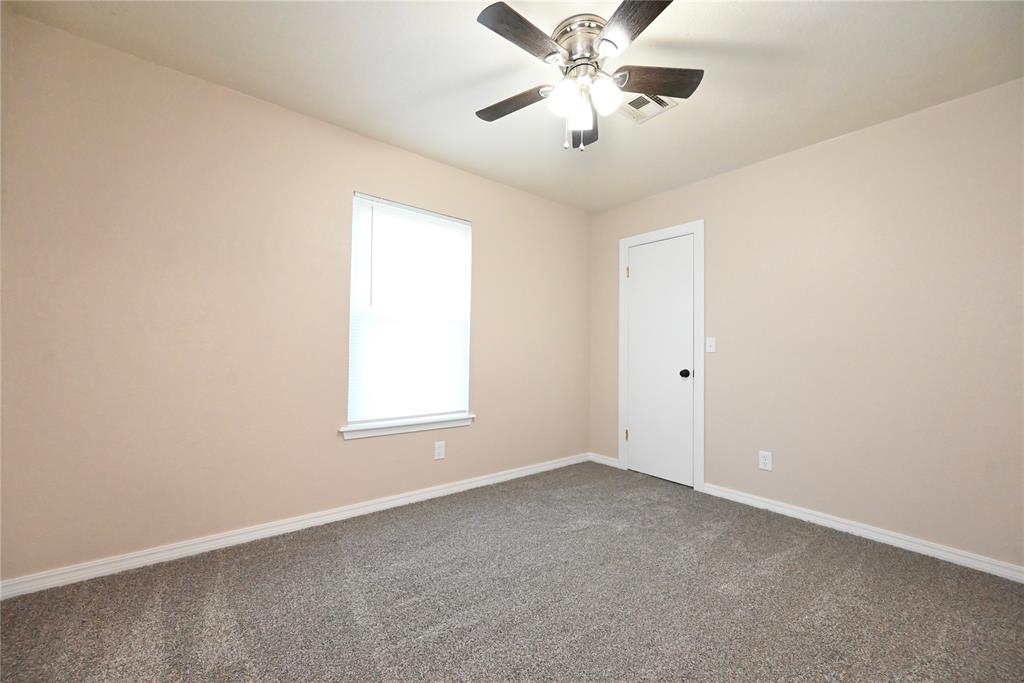 107 Glenwood Drive Property Photo 9