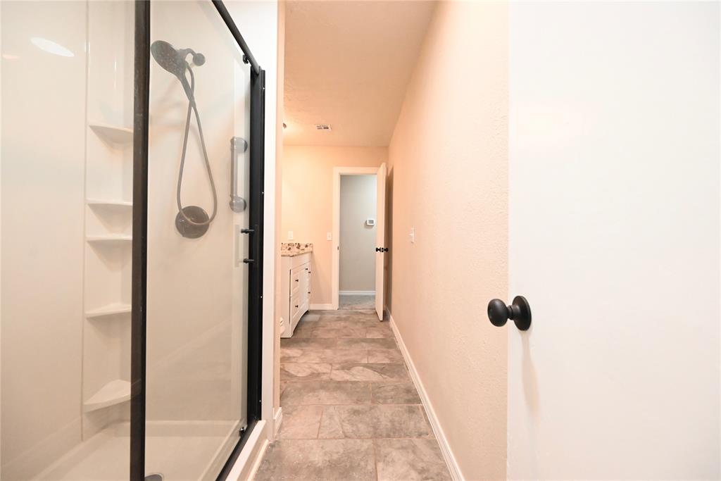 107 Glenwood Drive Property Photo 10