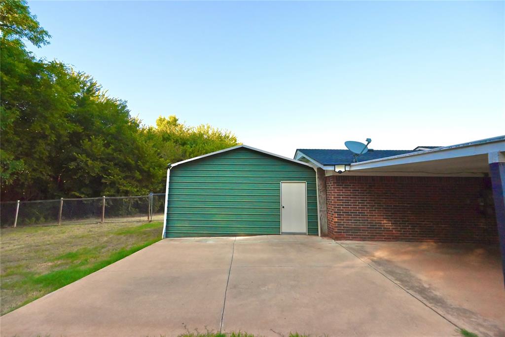 107 Glenwood Drive Property Photo 24