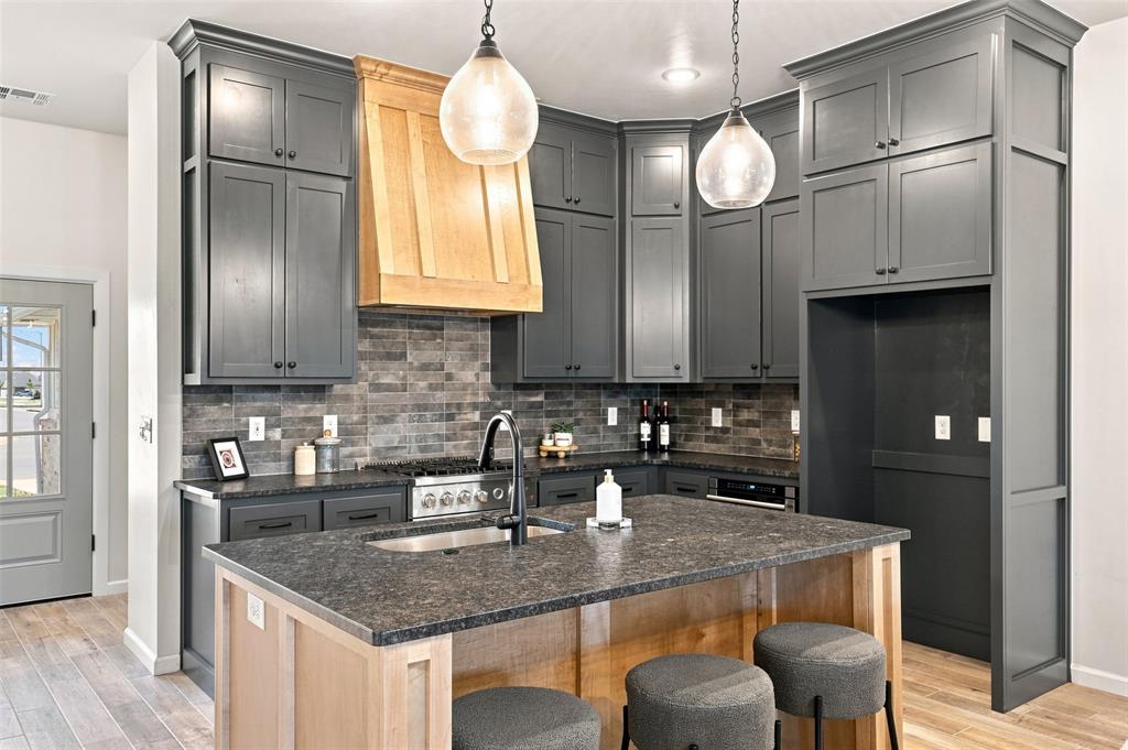 4817 Misty Wood Lane Property Photo 4