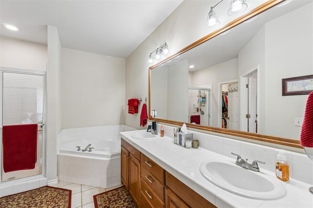 15508 Swallowtail Road Property Photo 25