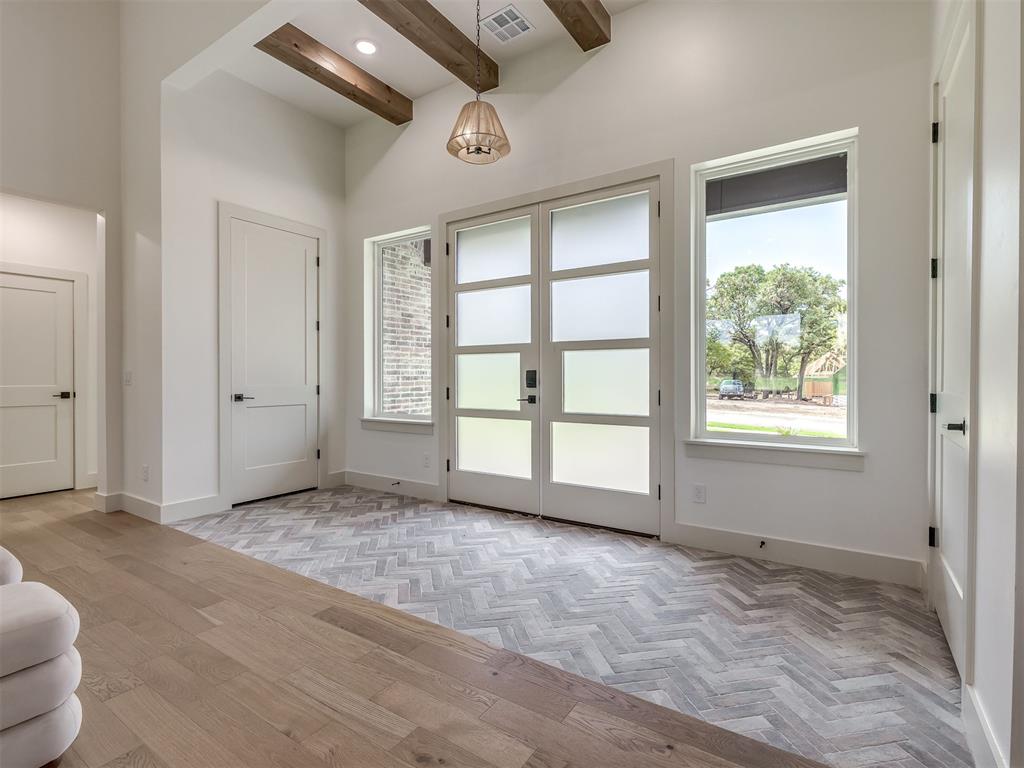 14117 N Ridge Drive Property Photo 6