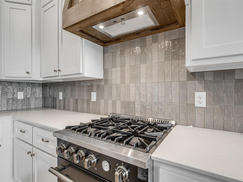 4913 Misty Wood Lane Property Photo 6