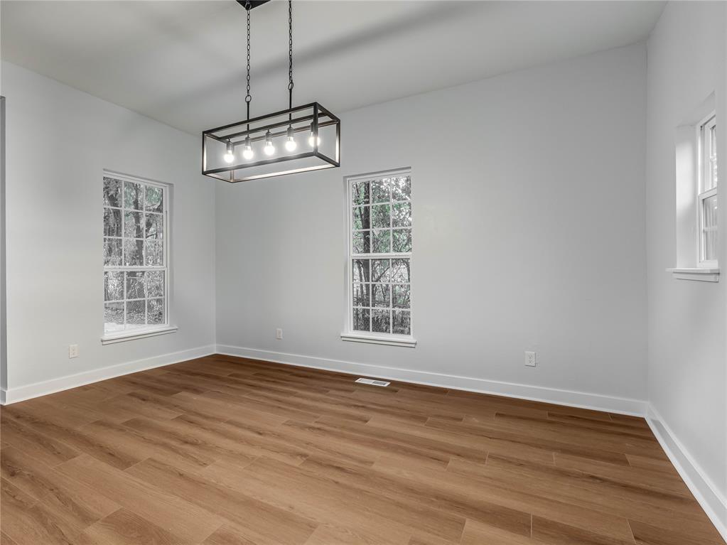 517 E Perkins Avenue Property Photo 10