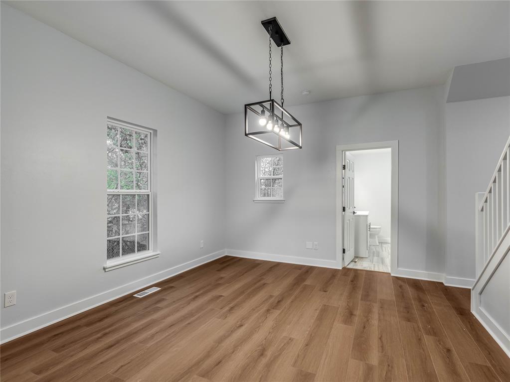 517 E Perkins Avenue Property Photo 11