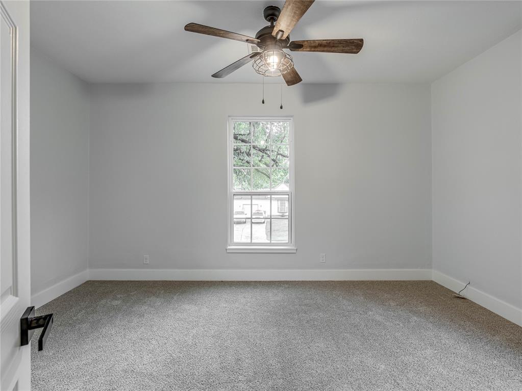 517 E Perkins Avenue Property Photo 15