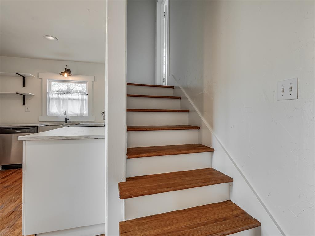2440 Nw 36th Street Property Photo 25