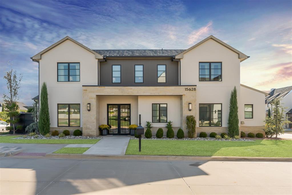 15628 Woodleaf Lane Property Photo 1