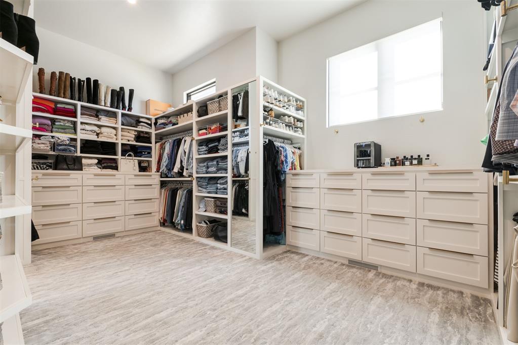 15628 Woodleaf Lane Property Photo 30