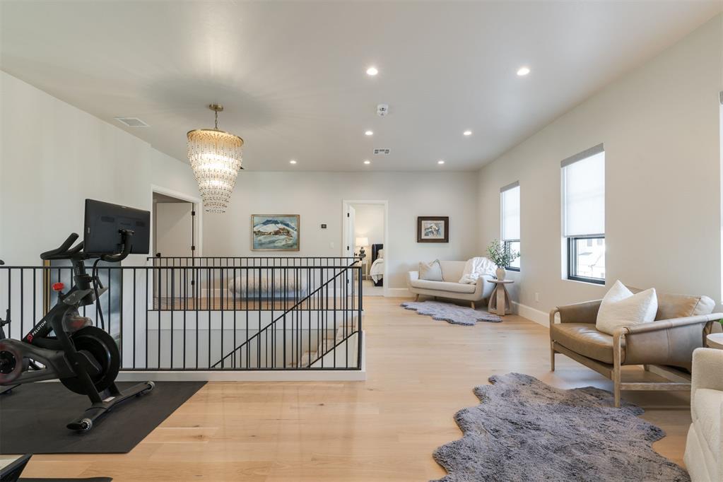 15628 Woodleaf Lane Property Photo 40