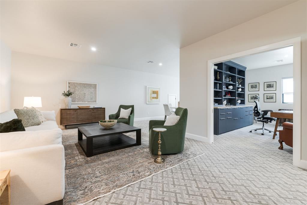 15628 Woodleaf Lane Property Photo 41