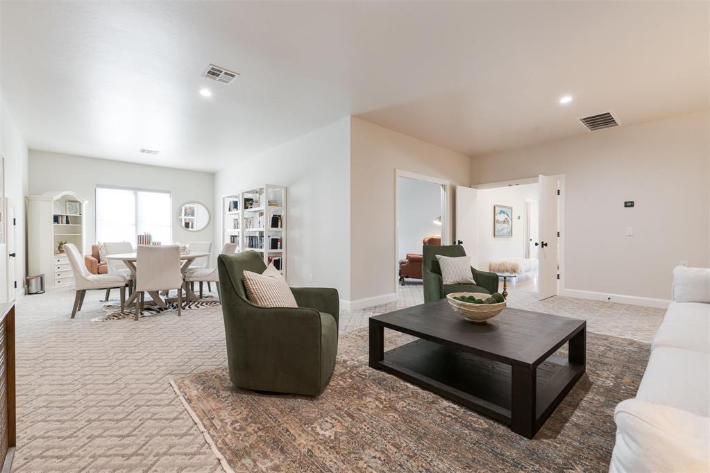 15628 Woodleaf Lane Property Photo 43