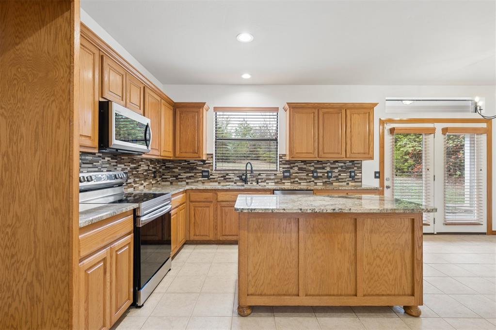 12222 Canyon Circle Circle Property Photo 10