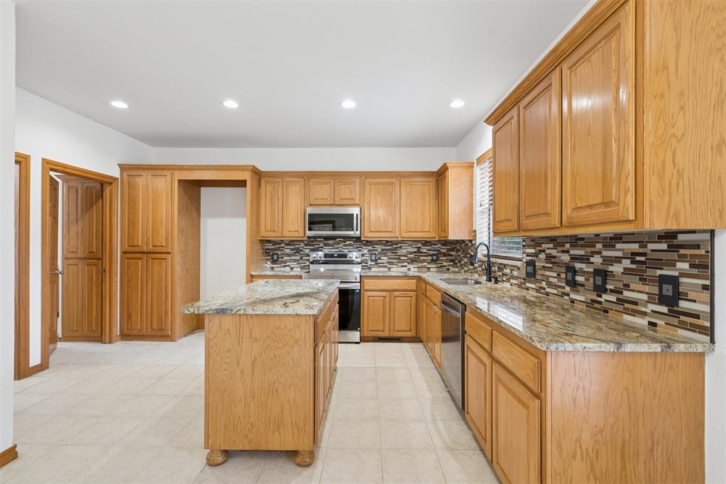 12222 Canyon Circle Circle Property Photo 11