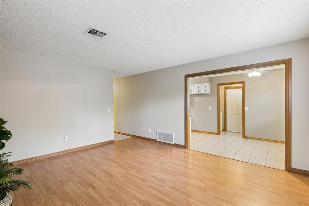 533 Beebe Street Property Photo 8
